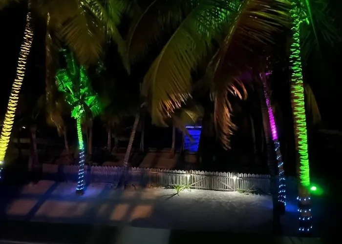 Oceanfront House With View, Private Pier & Ferienhaus San Pedro (Ambergris Caye)